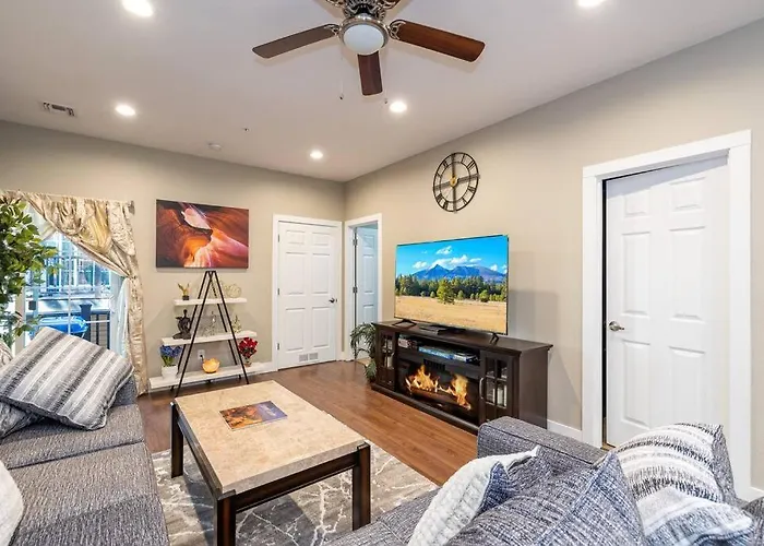 Ferienhaus Luxury Downtown Nau Route 66 Snowbowl